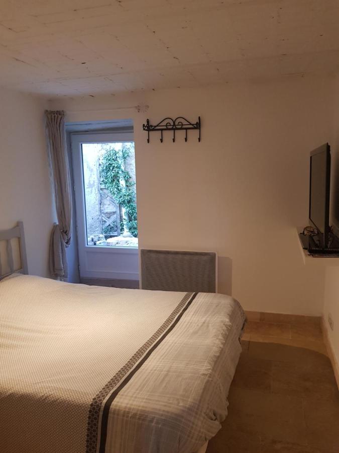 Chambre D'Hote Geiko Cabrieres-d'Aigues Exterior foto